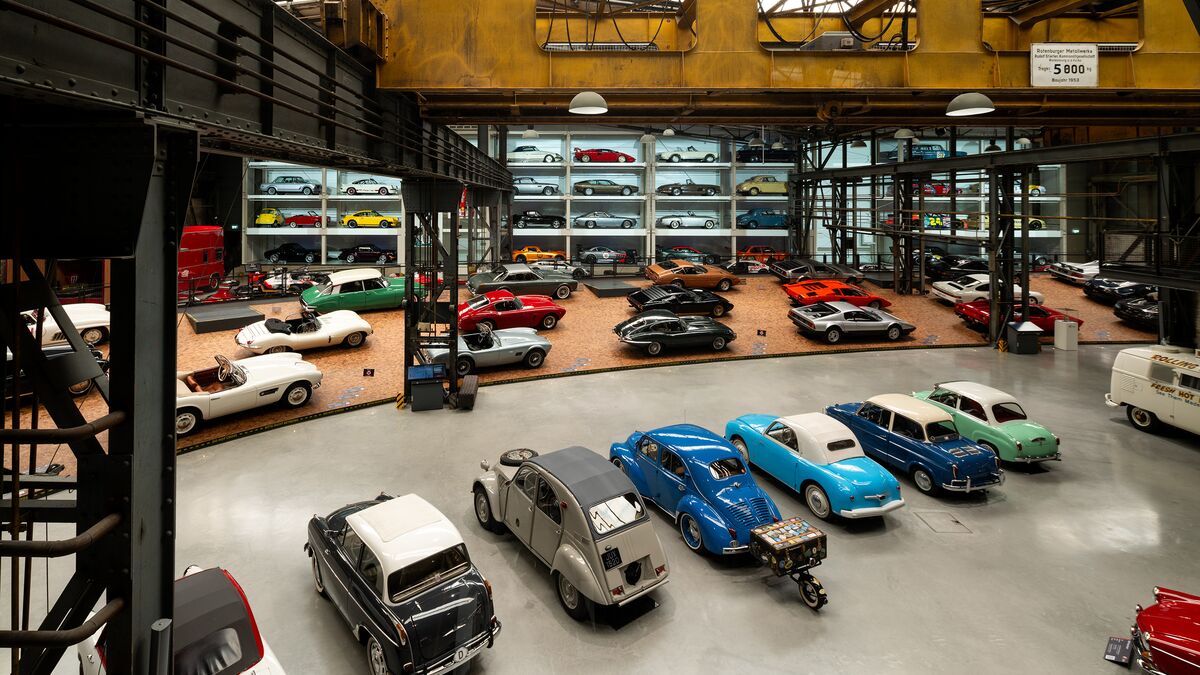 A view of the museum hall with the cars